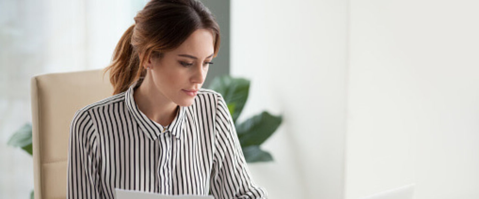 Staying Ahead: How a Marketing Consultant Keeps Up with Industry Trends