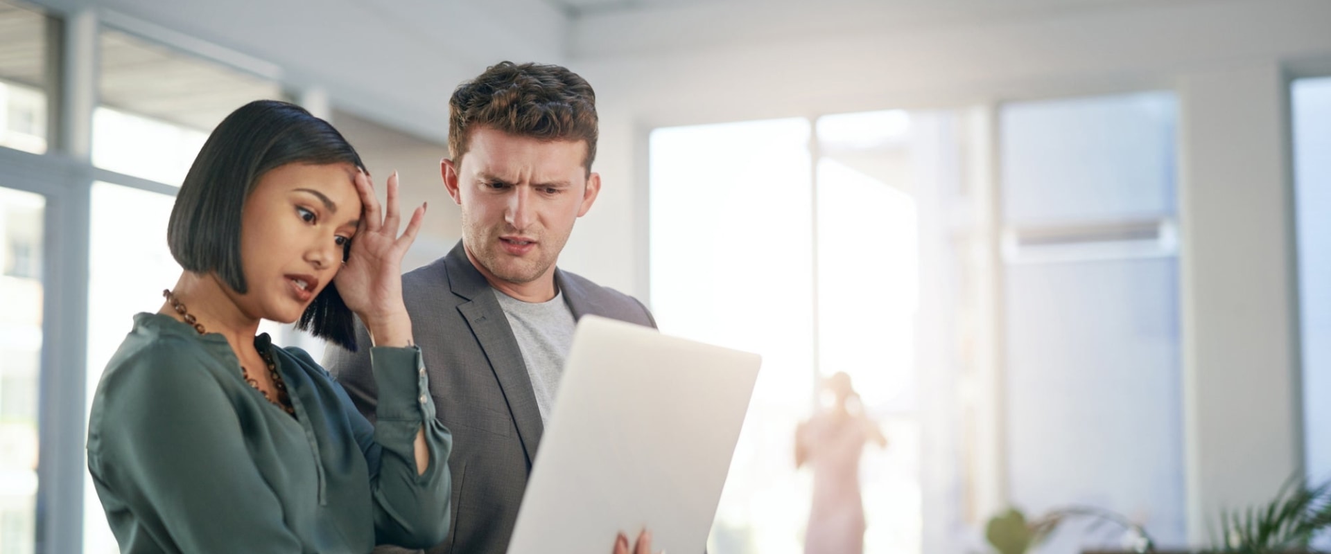 Avoid These Common Mistakes When Working with a Marketing Consultant